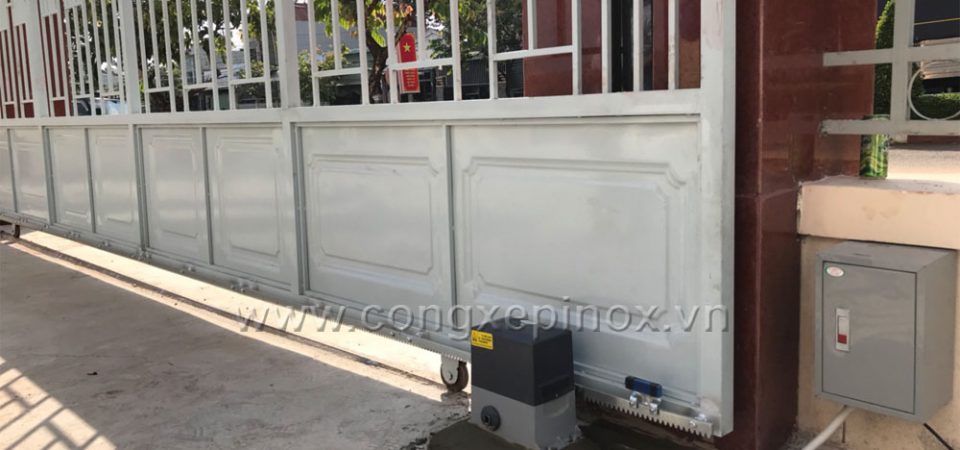 Công trình lắp đặt mô tơ cửa cổng lùa tại chi cục Thuế huyện Bù Đăng